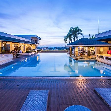 L'Fisher Hotel Bacolod Extérieur photo