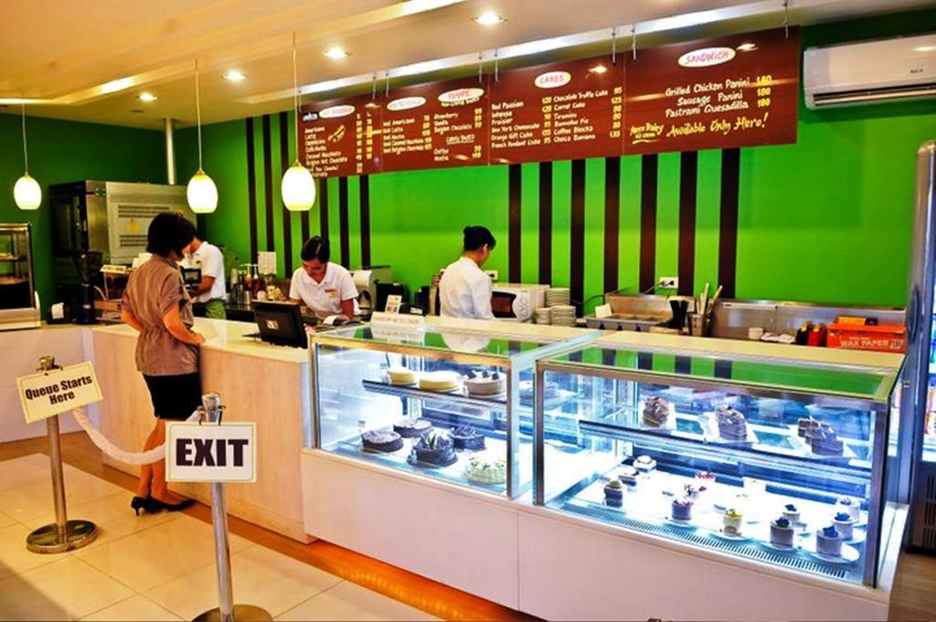 L'Fisher Hotel Bacolod Extérieur photo