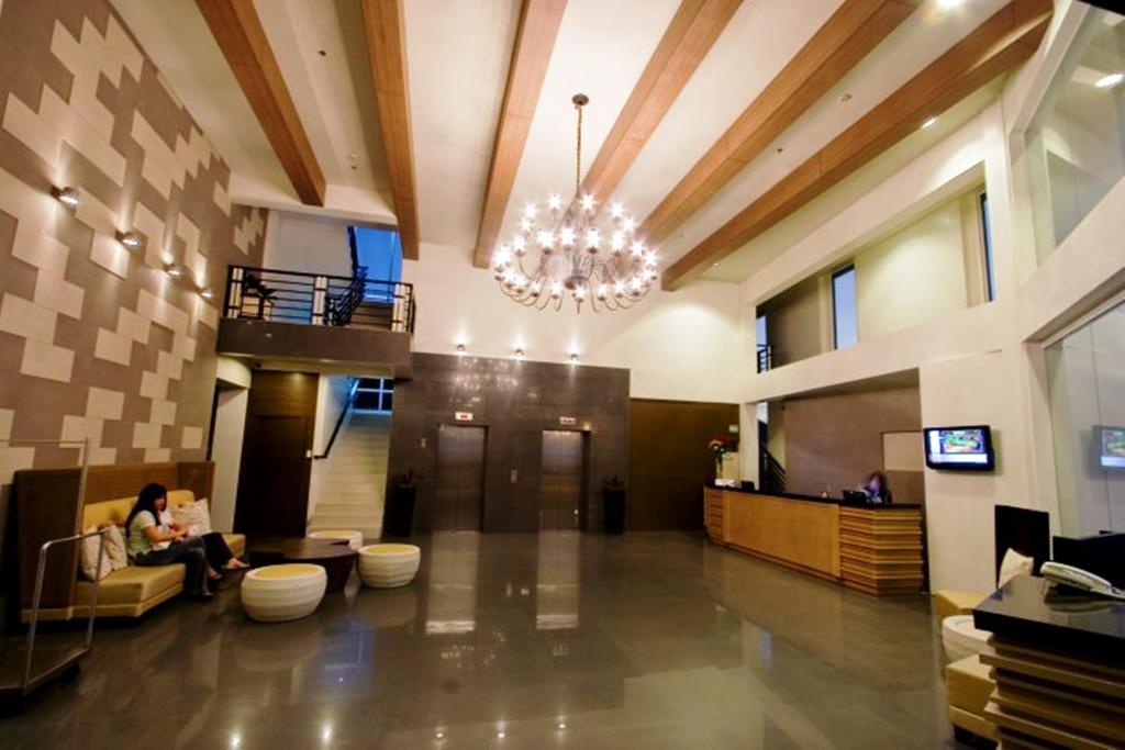 L'Fisher Hotel Bacolod Extérieur photo