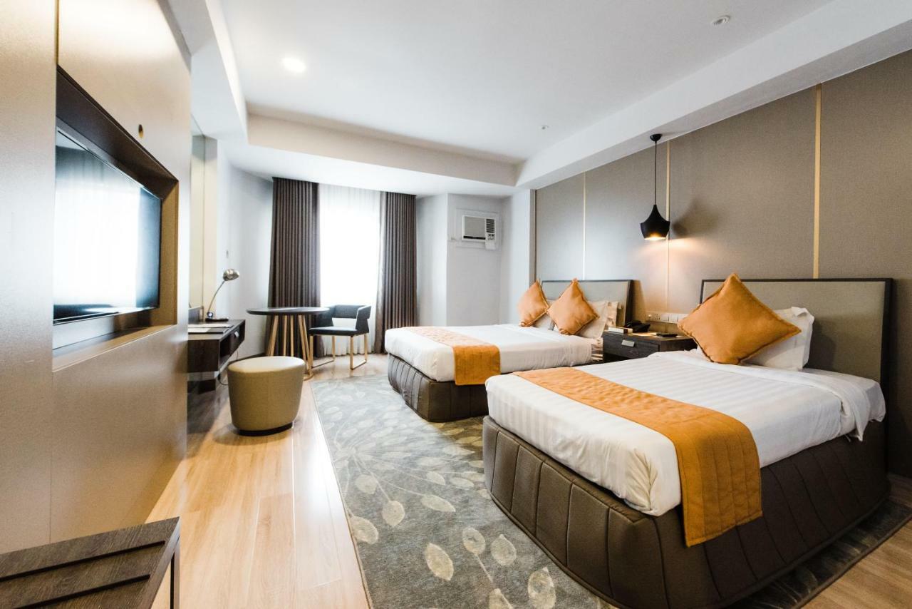 L'Fisher Hotel Bacolod Extérieur photo