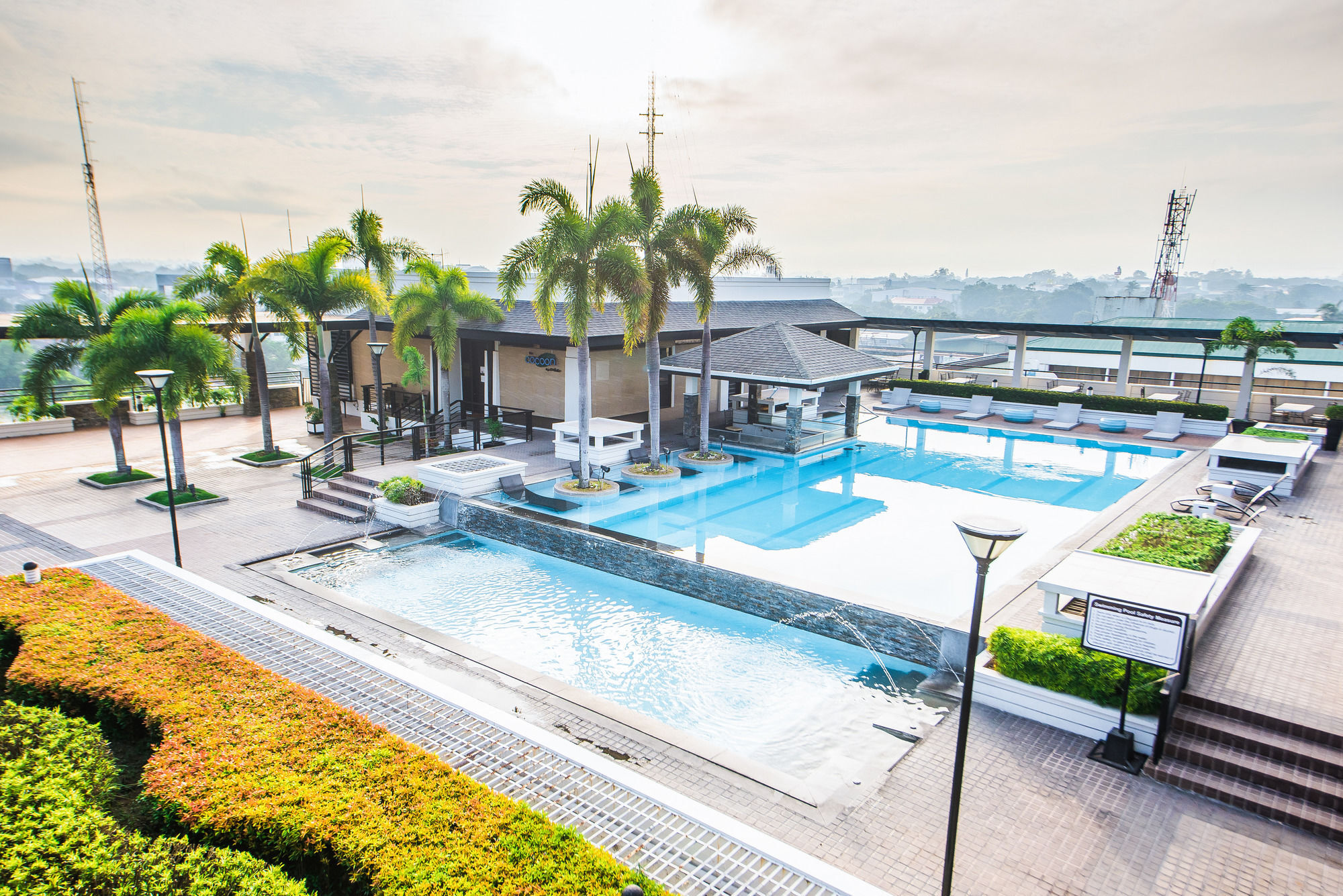 L'Fisher Hotel Bacolod Extérieur photo