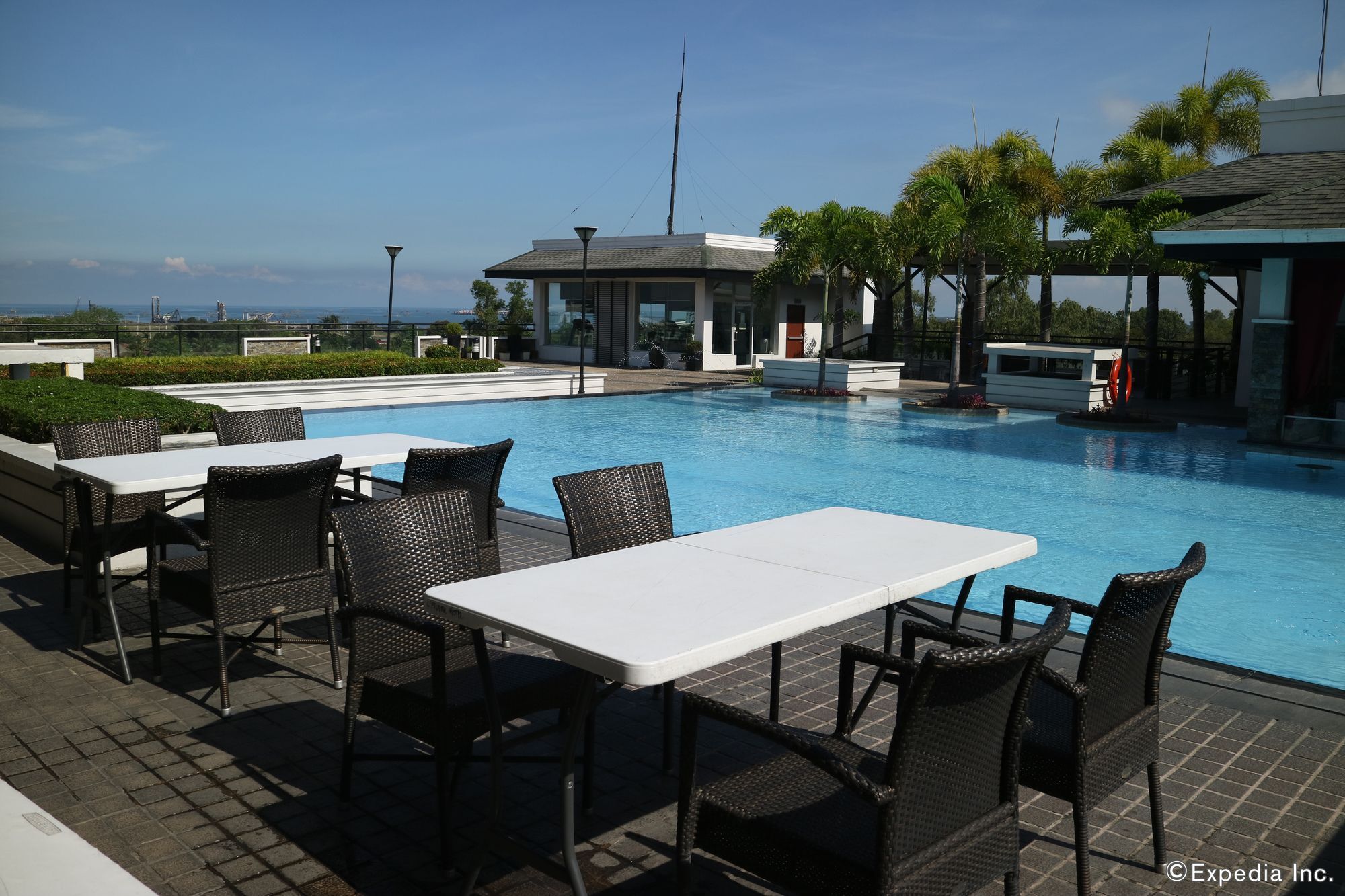 L'Fisher Hotel Bacolod Extérieur photo