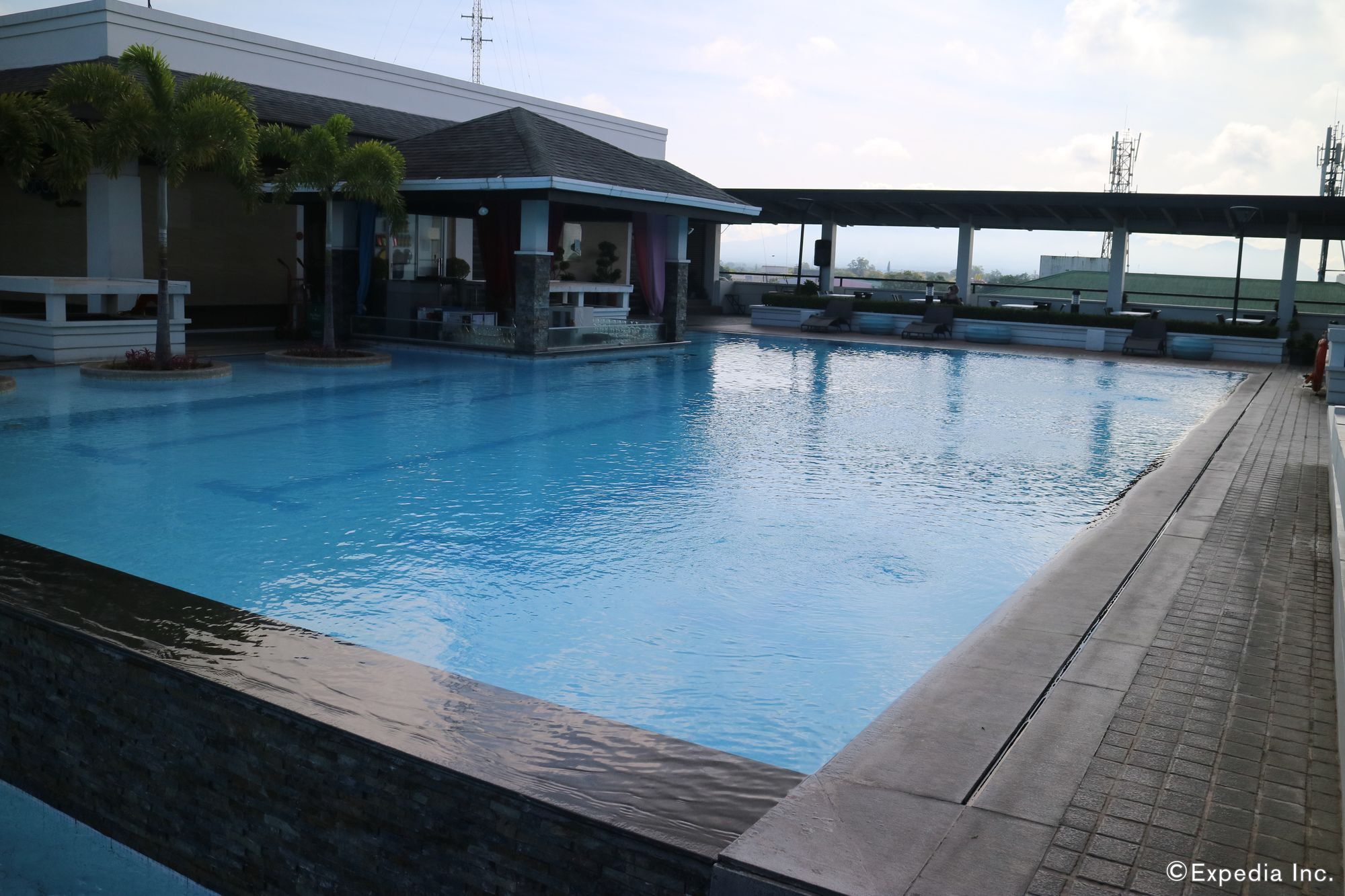 L'Fisher Hotel Bacolod Extérieur photo